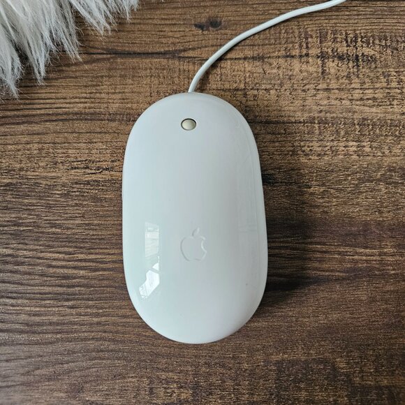 Apple Mighty Mouse A1152 Wired USB-A - Picture 2 of 3
